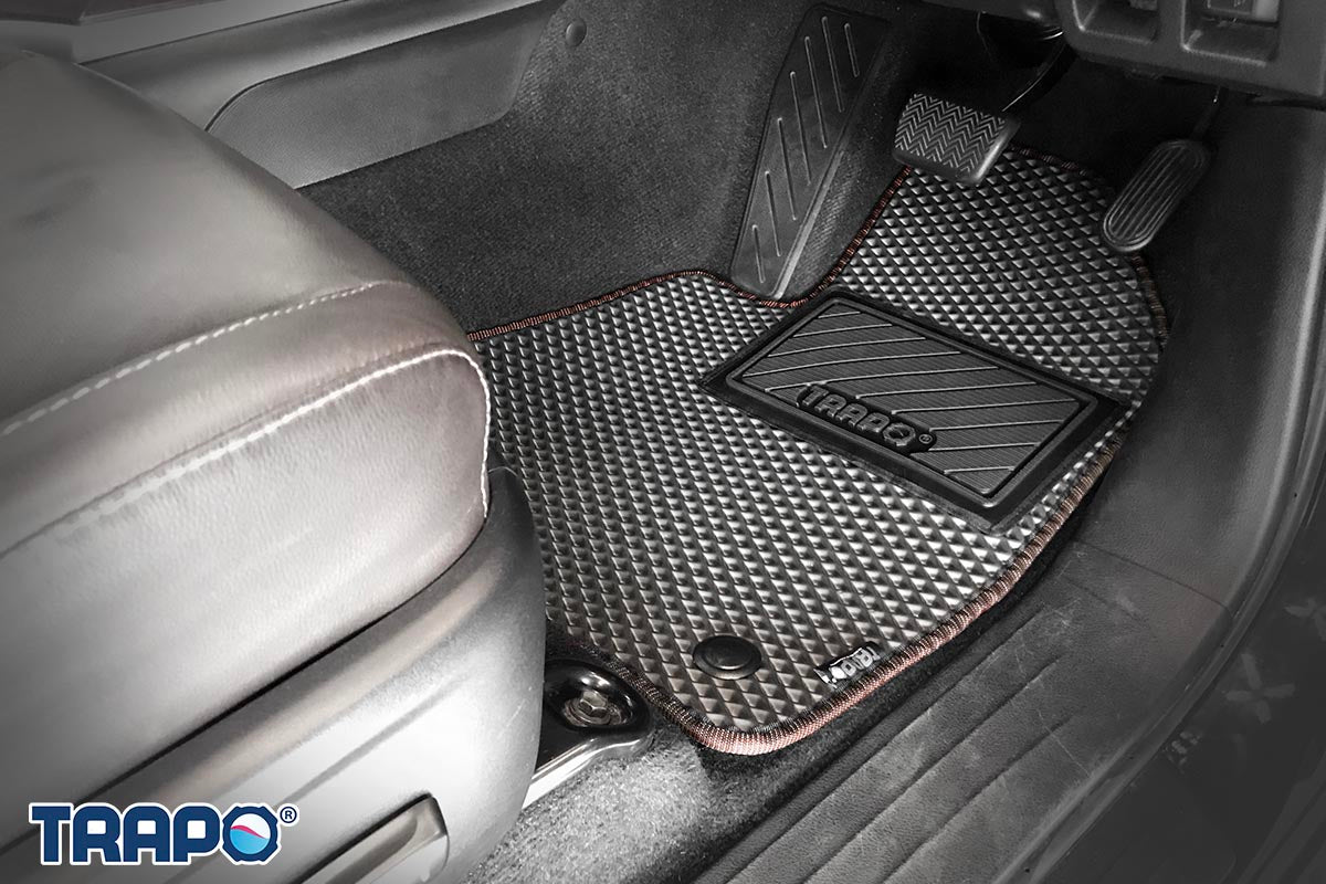 Kelabu-Coklat-Baris 1 & 2