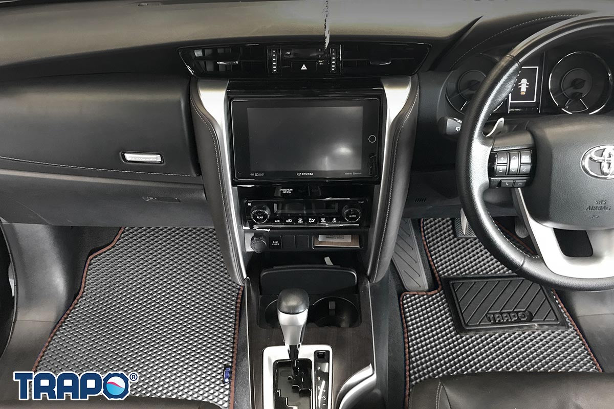 Kelabu-Coklat-Baris 1 & 2