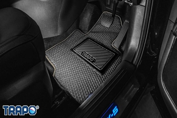 Kelabu-Kelabu-Pengemudi Saja