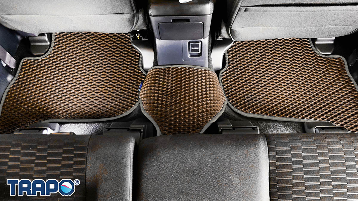 Coklat-Kelabu-Baris 1 & 2