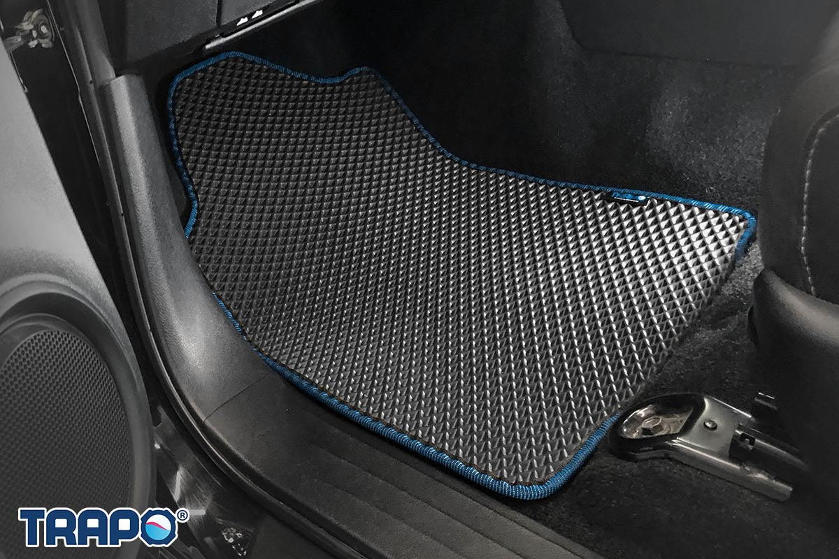 Hitam-Biru-Baris 1 & 2