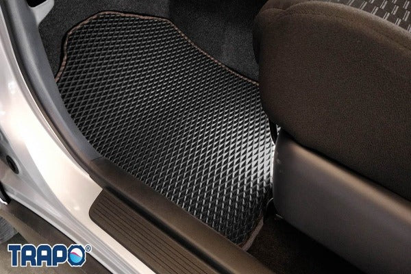 Hitam-Cokelat-Baris 1 & 2