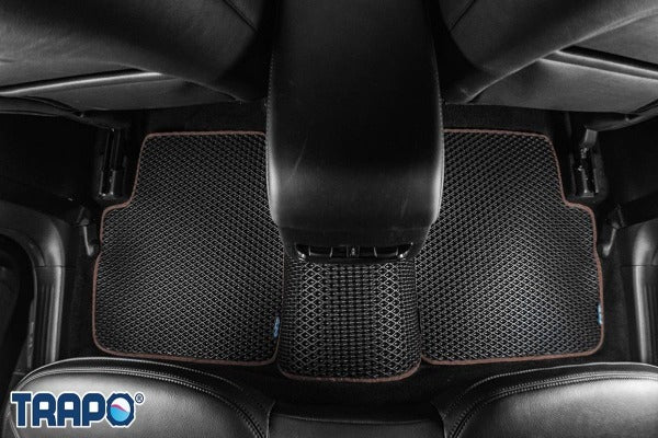 Hitam-Cokelat-Baris 1 & 2