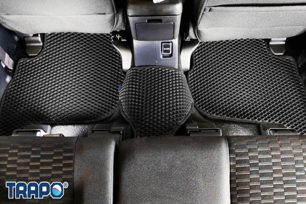 Hitam-Hitam-Baris 1 & 2