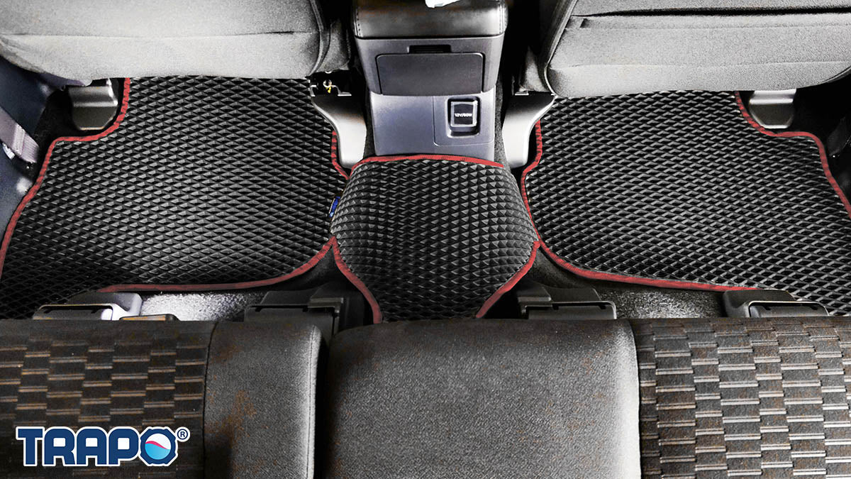 Hitam-Merah-Baris 1 & 2