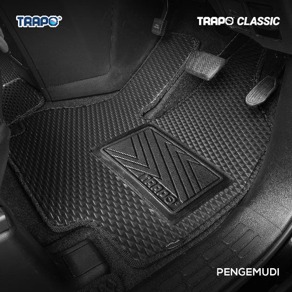 Hitam-Hitam-Pengemudi Saja